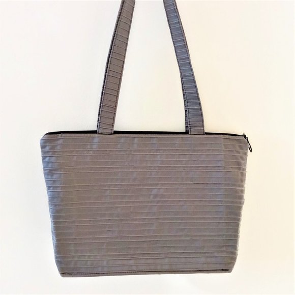 KIMONO DESIGN HANDBAG - Picture 2 of 4